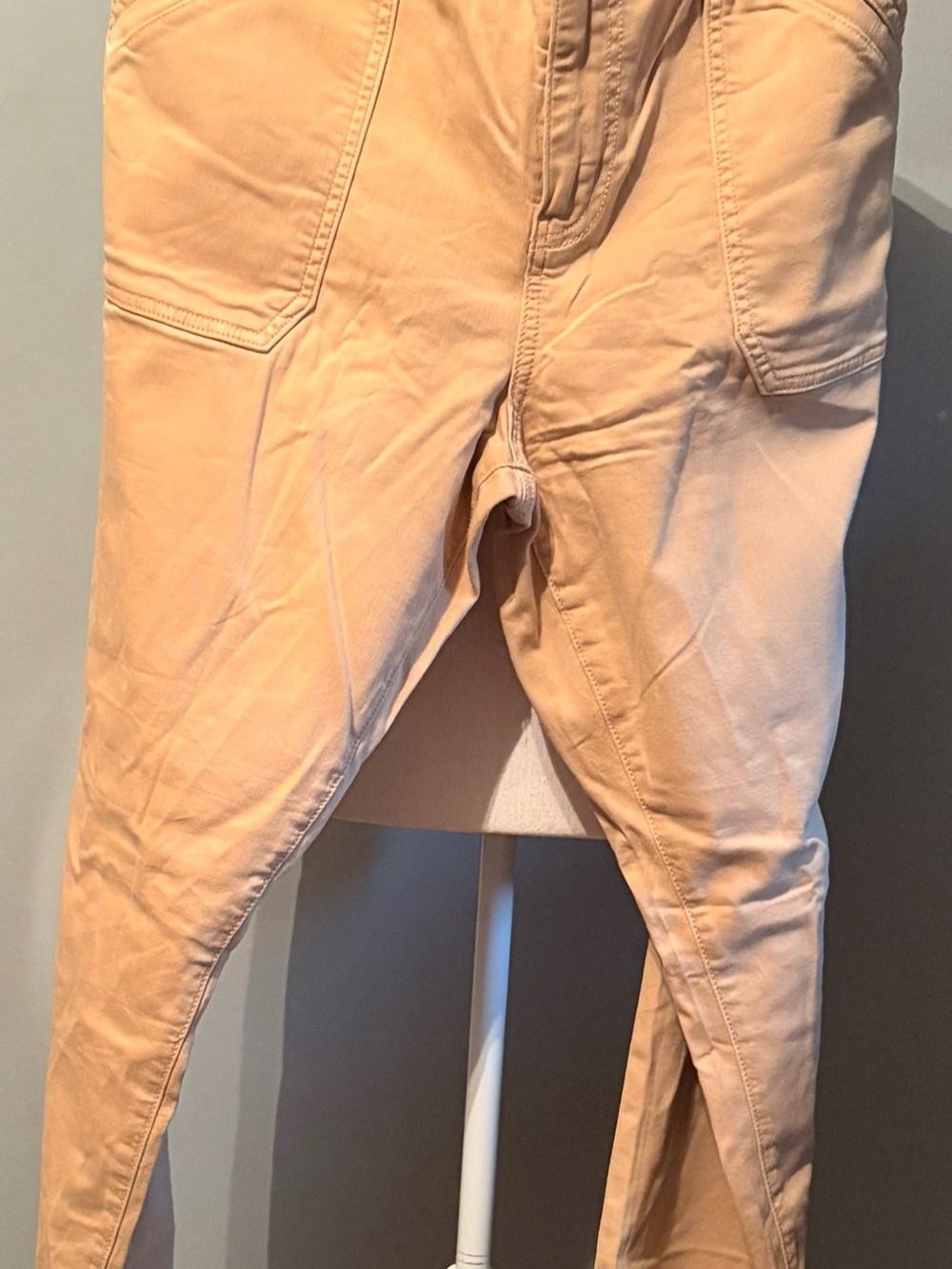 American Eagle Outfitters Tan Casual Stretch Pants